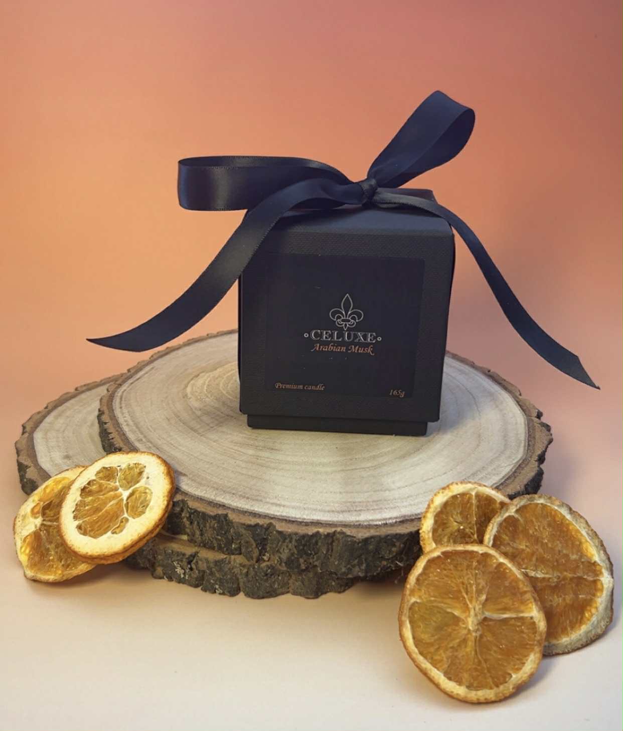 CELUXE Premium Arabian Musk Scented Candle