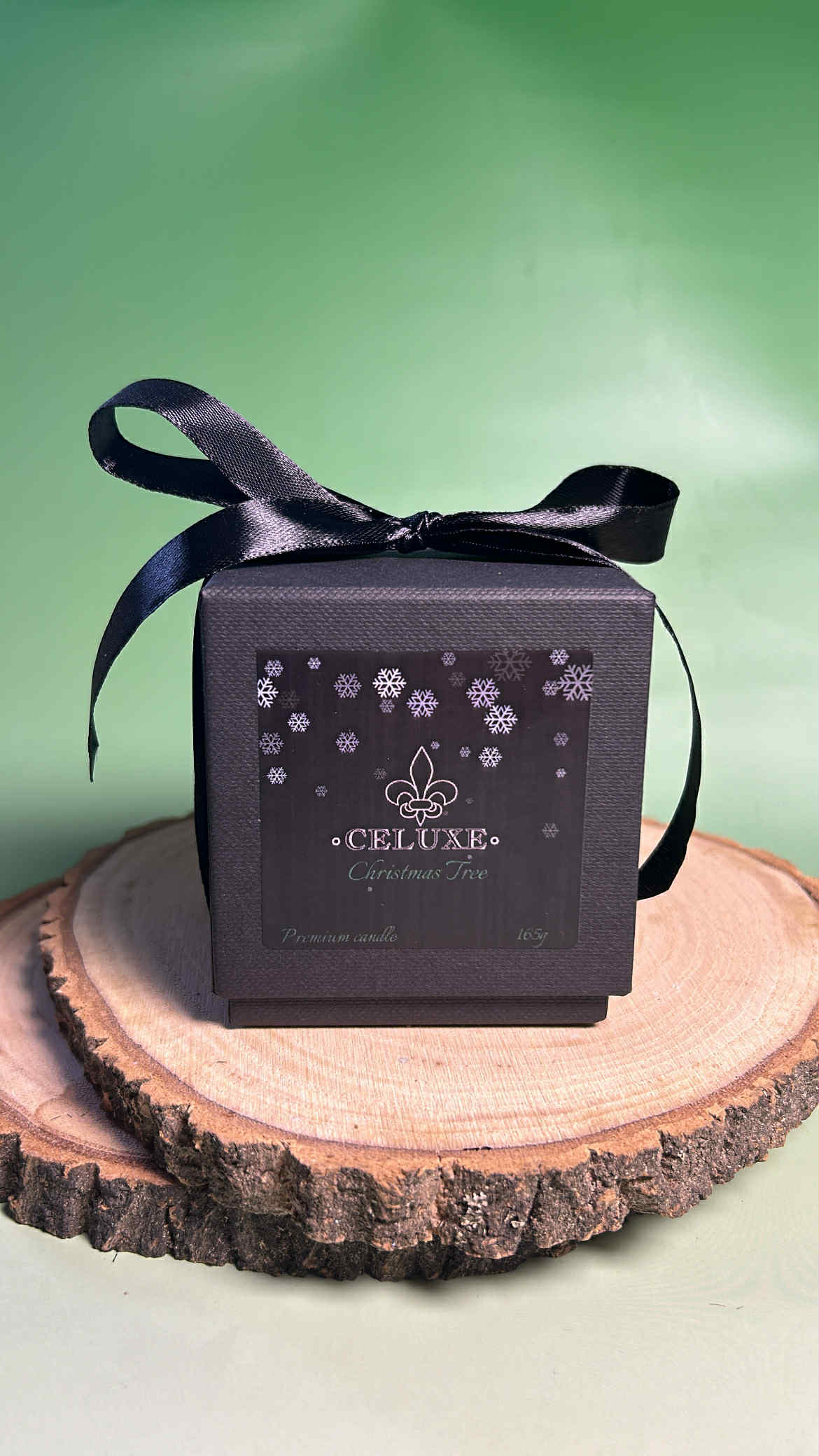 CELUXE Premium Christmas Tree Scented Candle LIMITED EDITION