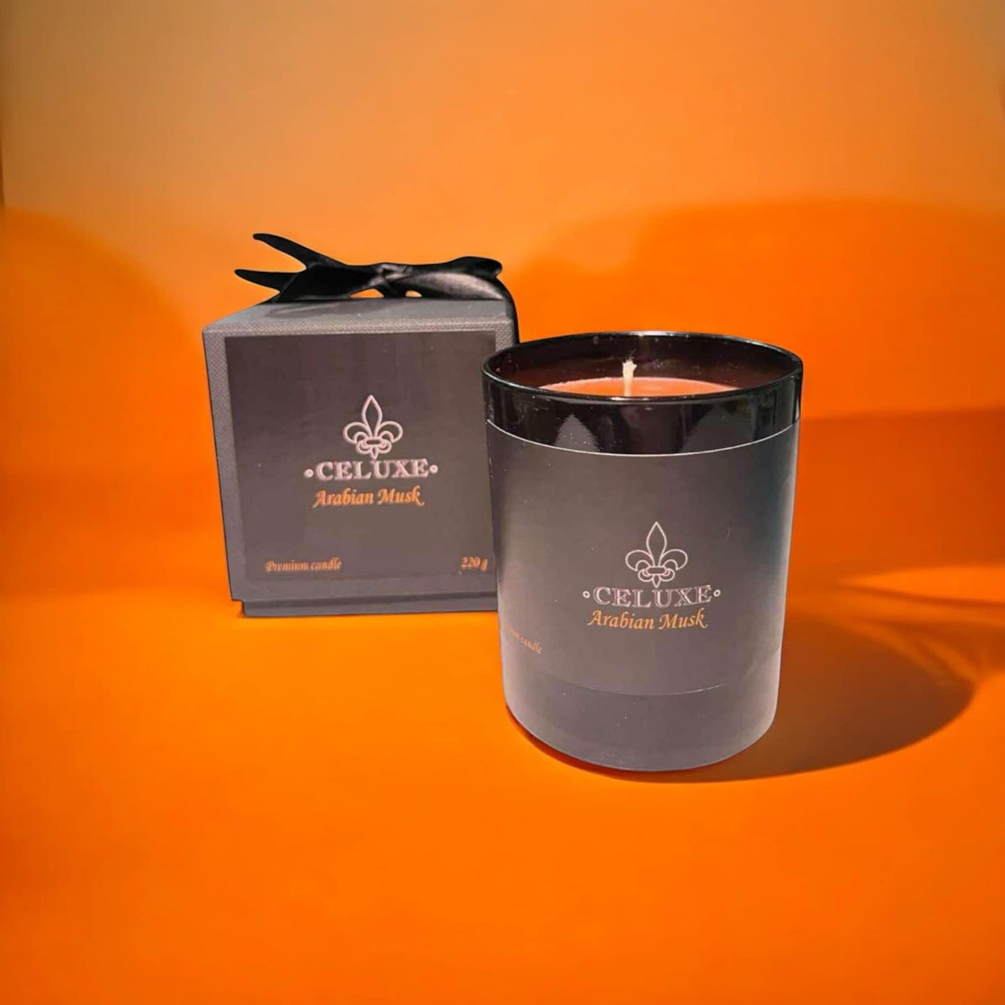 CELUXE Premium Arabian Musk Scented Candle