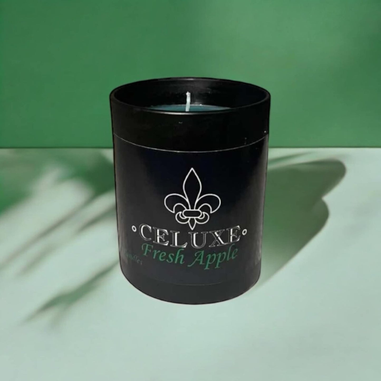 CELUXE Premium Fresh Apple Scented Candle